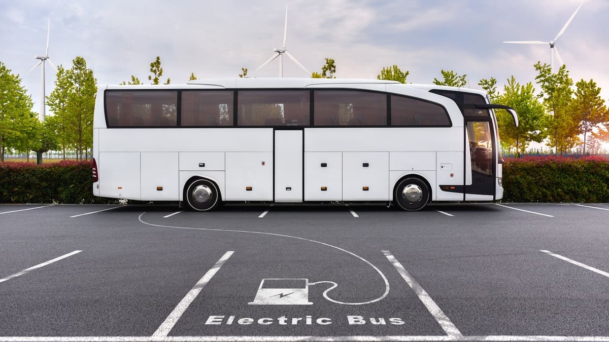 Electric bus on charging with using pure energy from windmills