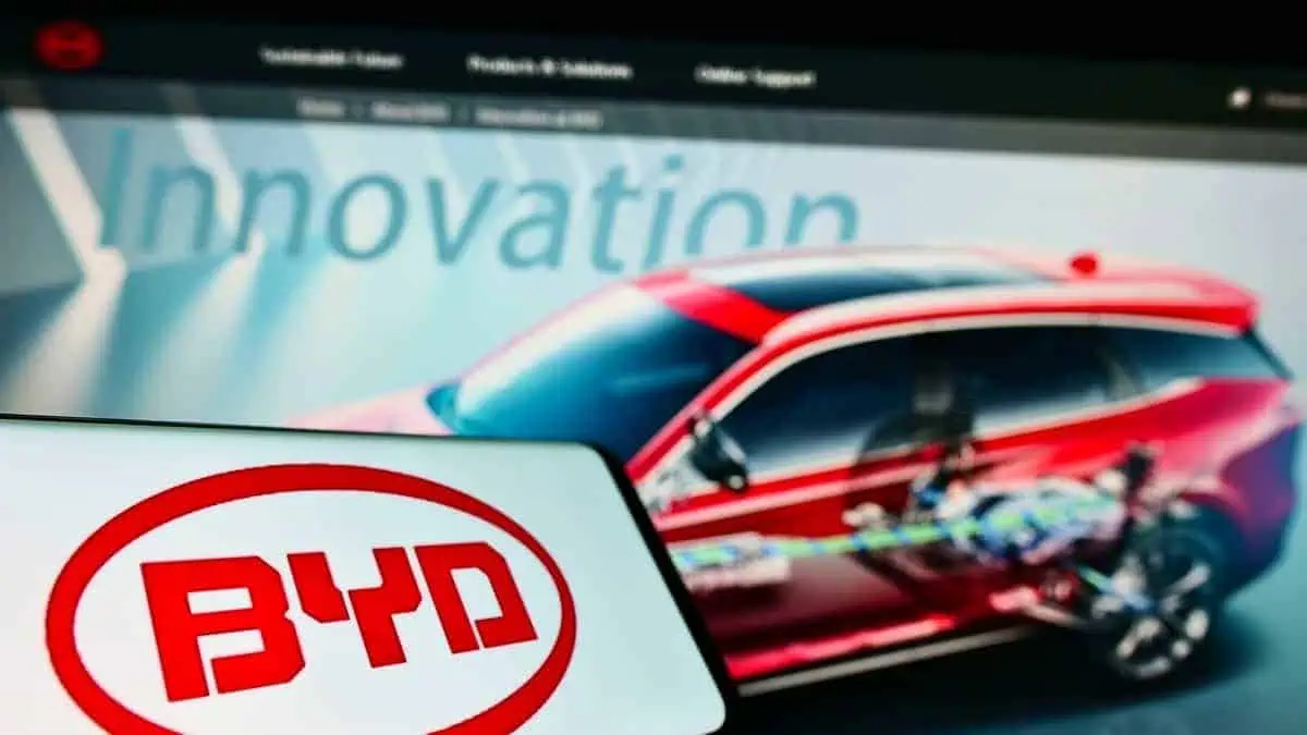 logo of Chinese car manufacturer BYD Co