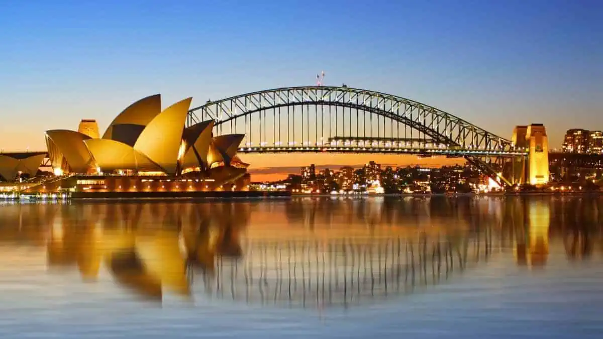 Sydney-Harbour Bridge-Opera House