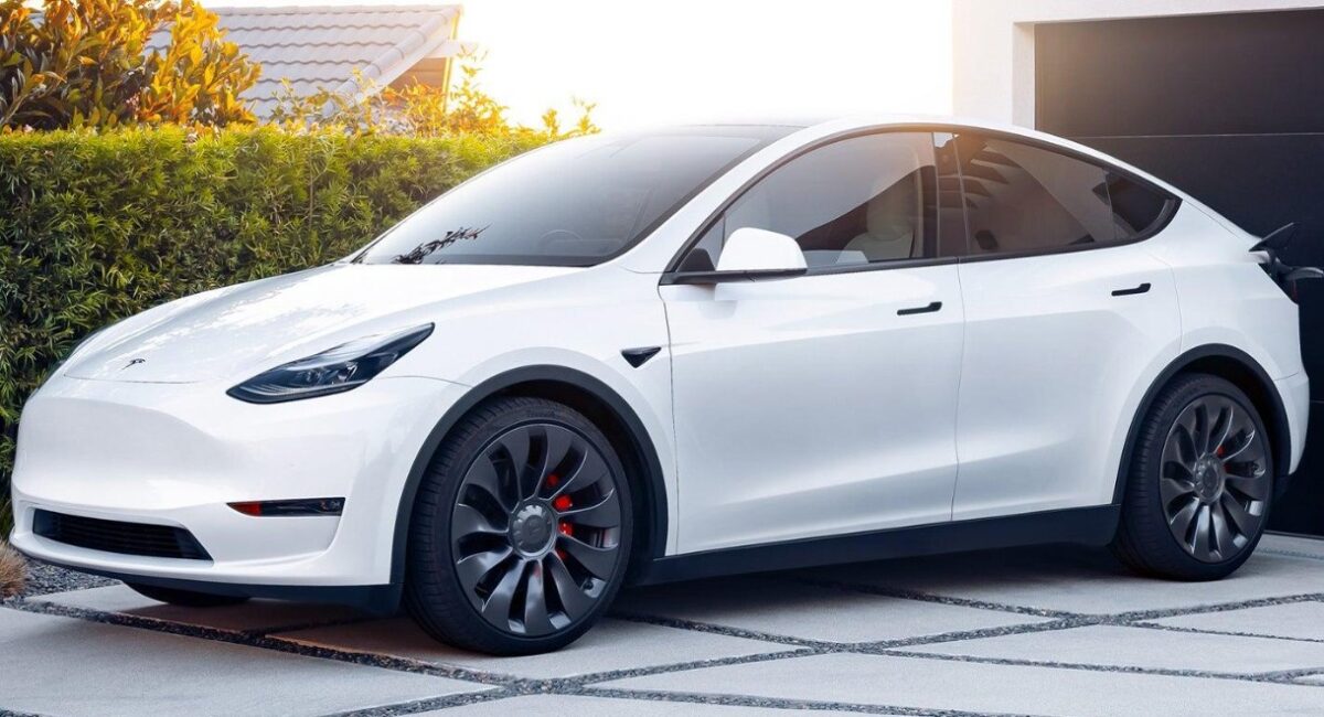 Tesla officially delivers first Model Ys in Turkey