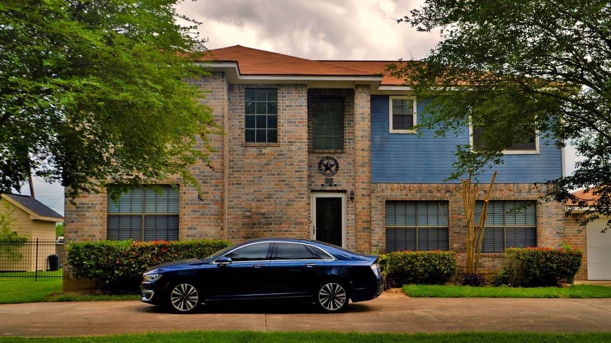 Vehicles powering House