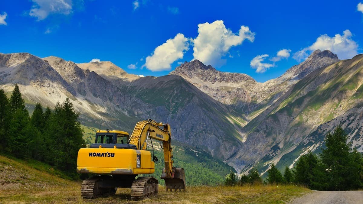 Komatsu Machinery