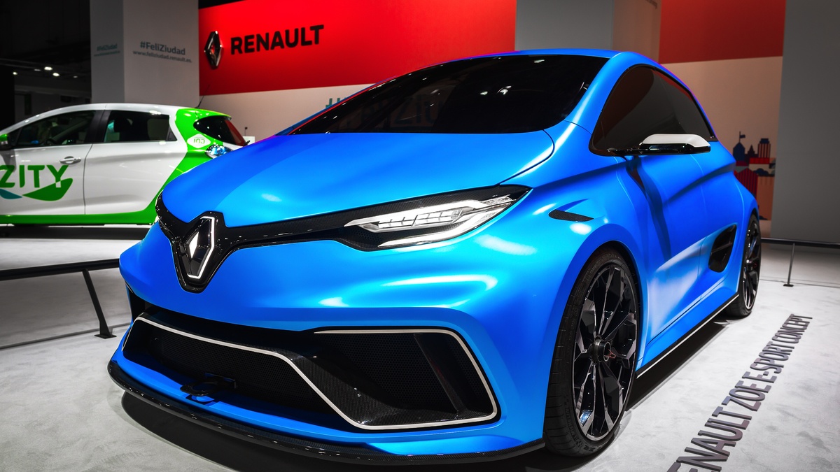 Renault Zoe electric sport car concept at motor show