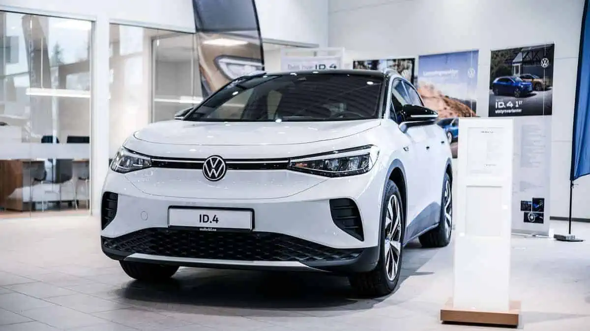 VOLKSWAGEN VW ID.4 is a suv electric car based on the MEB platform