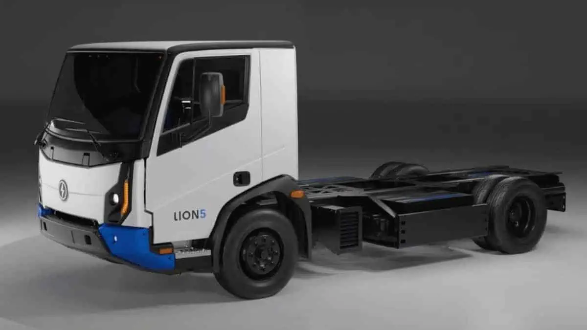 Lion Launches Its 100% Electric Class 5 Commercial Truck, courtesy Lion Electric