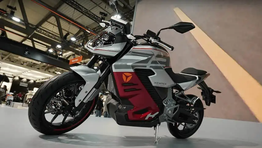 Yadea debuts its high-speed Kemper e-motorcycle at EICMA 2023, featuring advanced fast-charging, which reaches 80% charge in just 10 minutes, courtesy Yadea