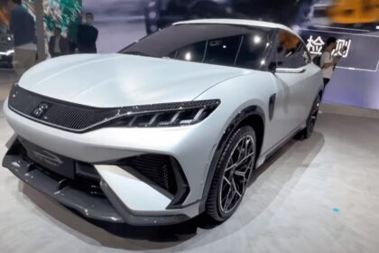 BYD Song L